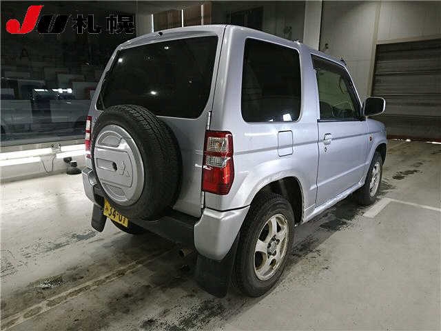 MITSUBISHI PAJERO MINI