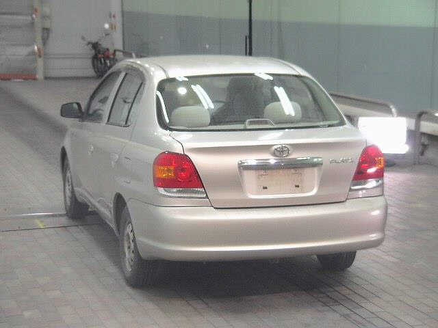 TOYOTA PLATZ