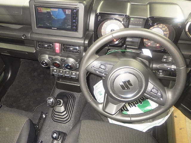 SUZUKI JIMNY SIERRA