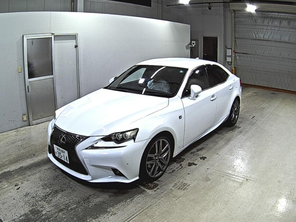 LEXUS IS300H