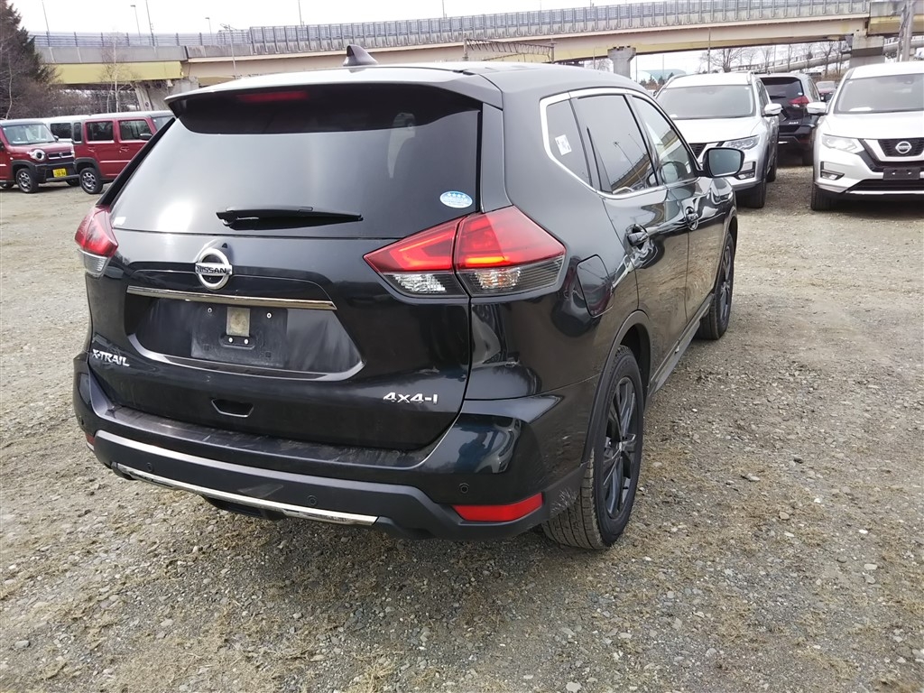 NISSAN X-TRAIL