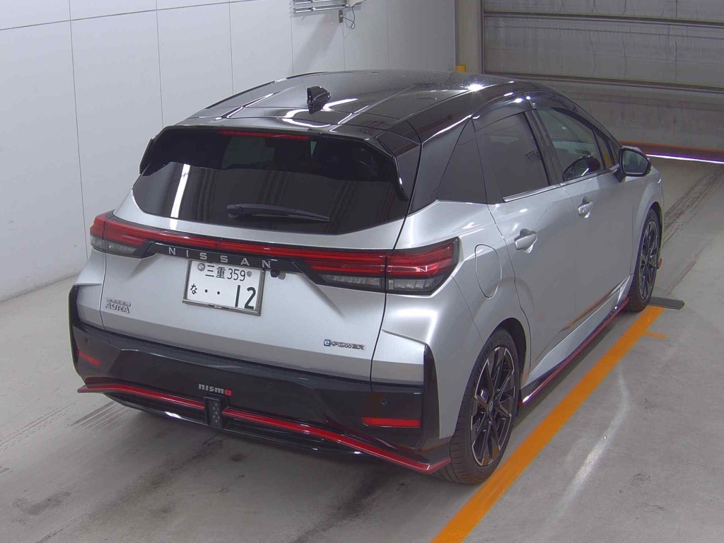 NISSAN AURA