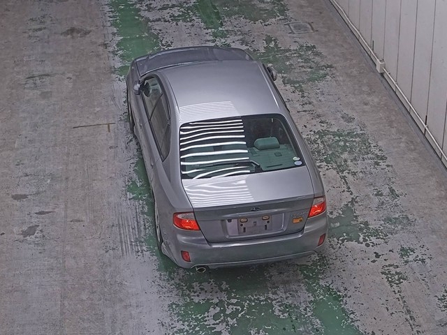 SUBARU LEGACY B4