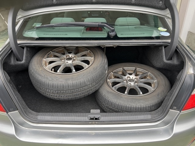SUBARU LEGACY B4