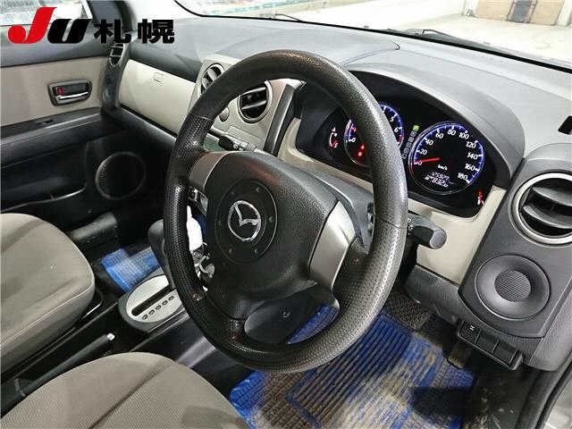 MAZDA VERISA