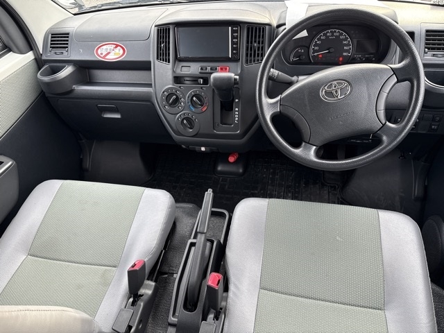 TOYOTA TOWN ACE