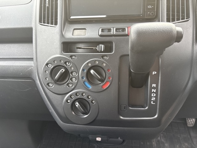 TOYOTA TOWN ACE