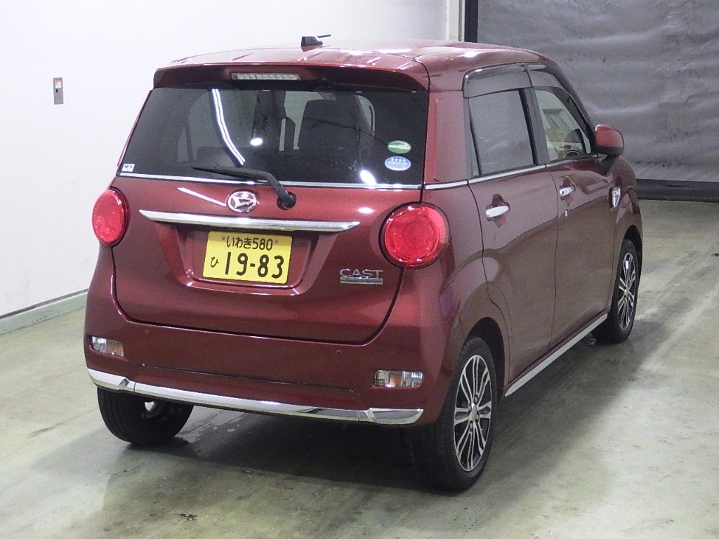 DAIHATSU CAST