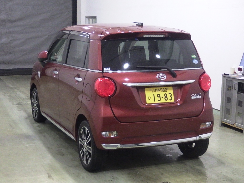 DAIHATSU CAST