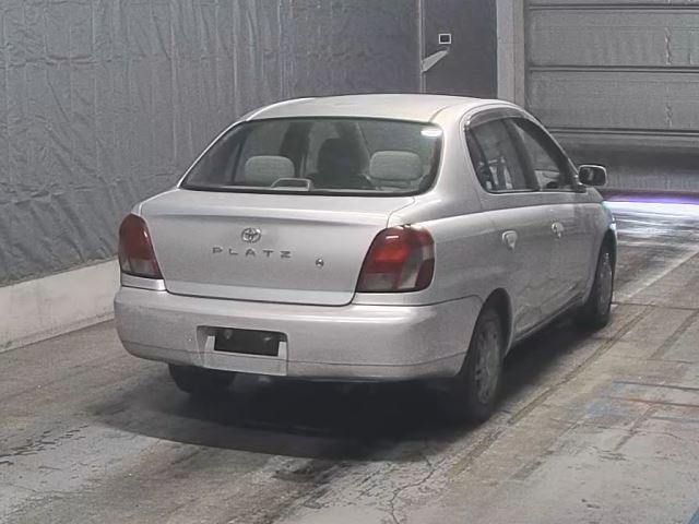 TOYOTA PLATZ