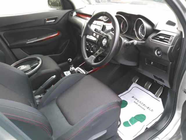 SUZUKI SWIFT