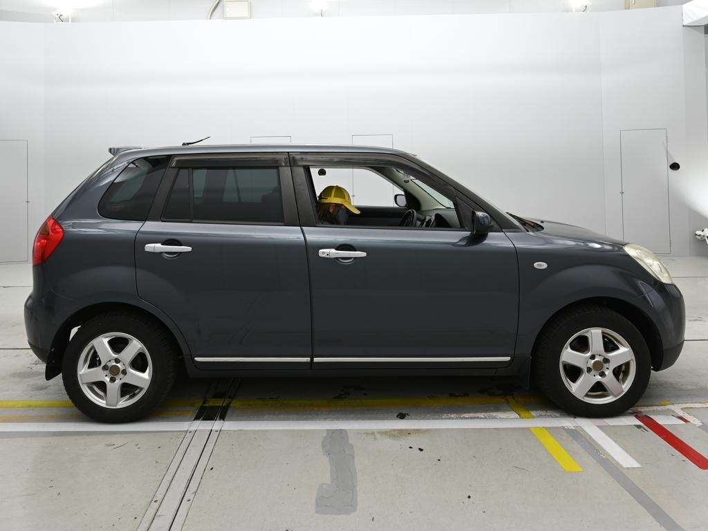 MAZDA VERISA