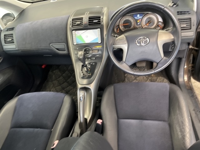 TOYOTA BLADE