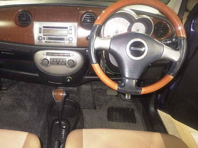 DAIHATSU MIRA GINO
