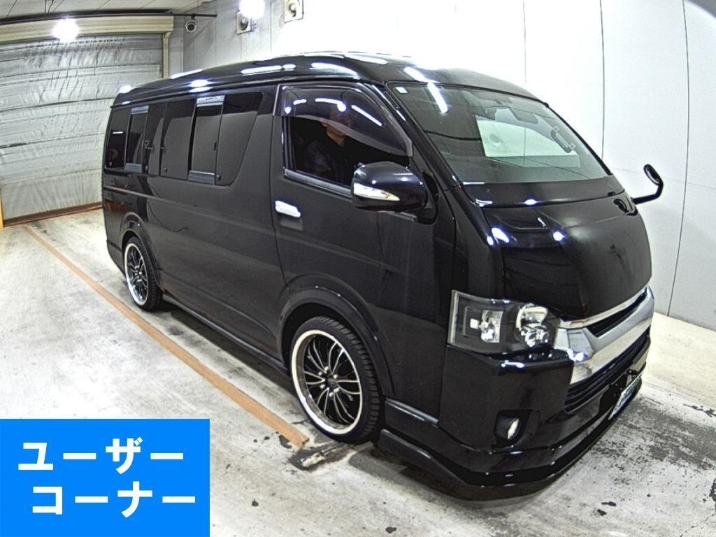 TOYOTA HIACE