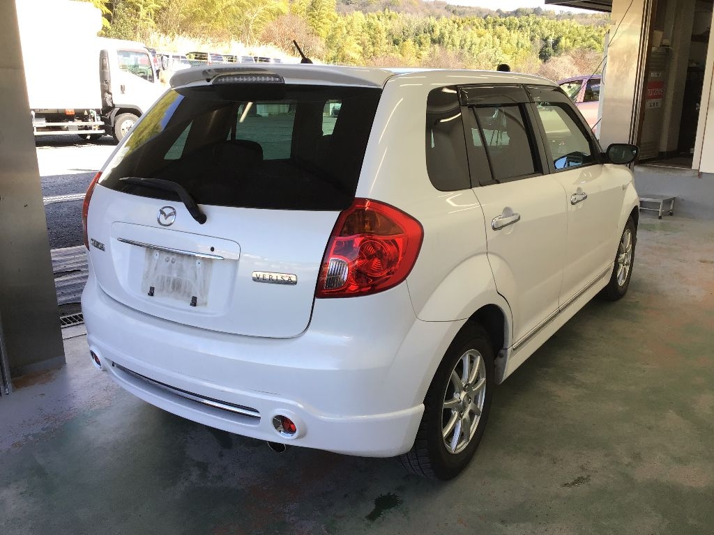 MAZDA VERISA