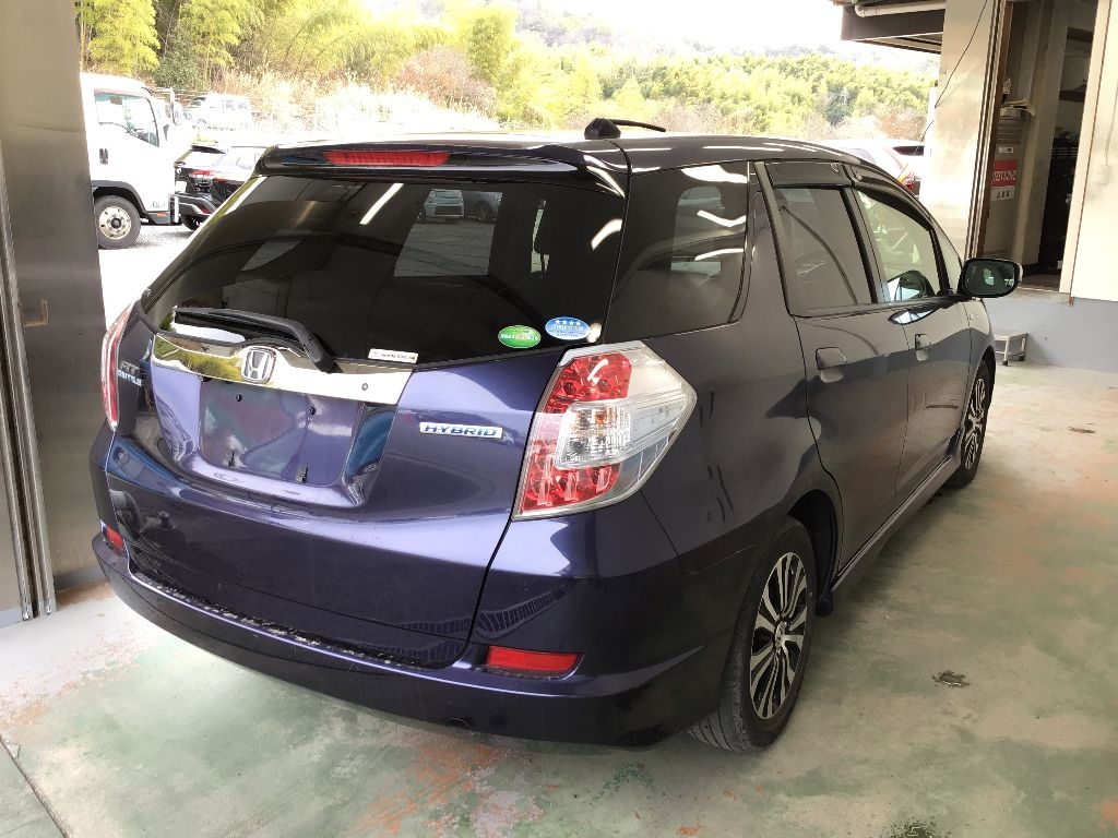 HONDA FIT SHUTTLE