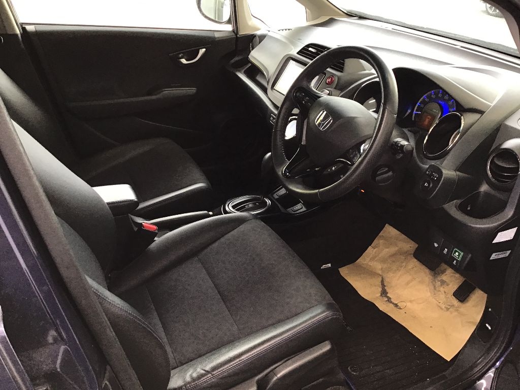 HONDA FIT SHUTTLE