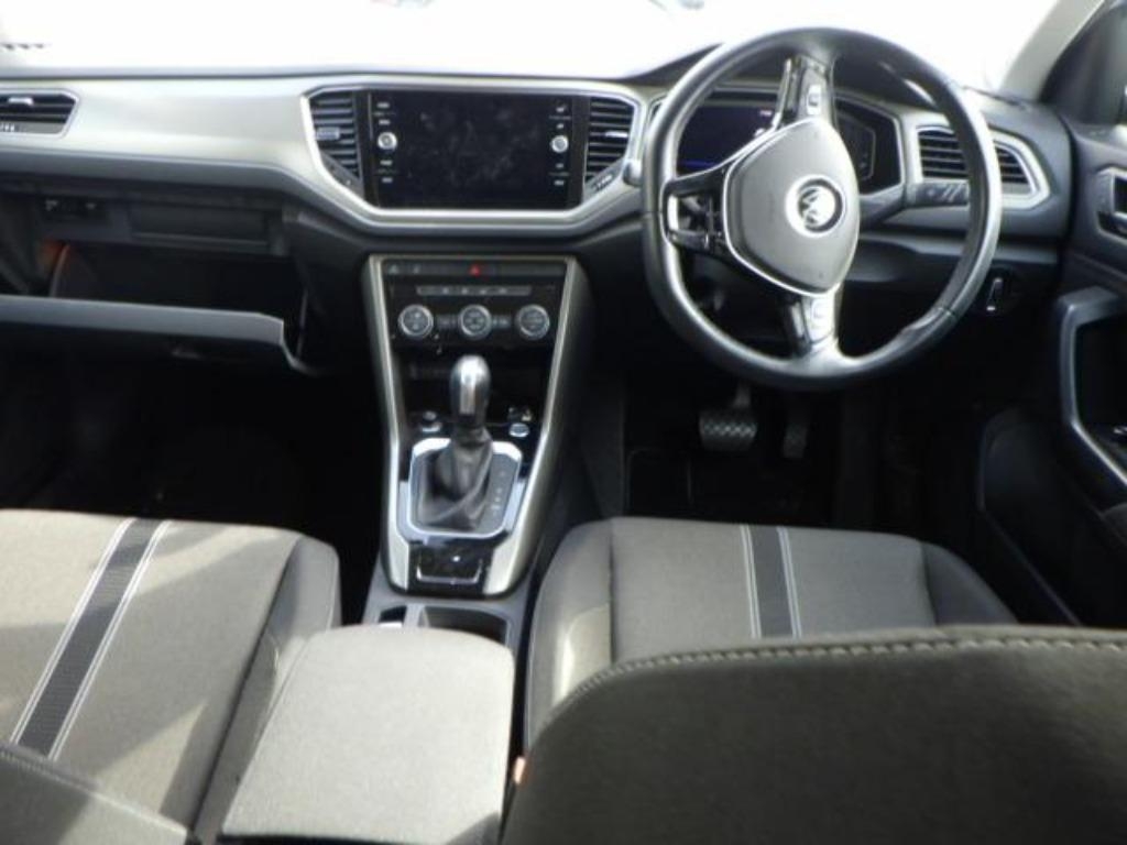 VOLKSWAGEN T-ROC