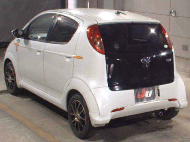 SUBARU R2