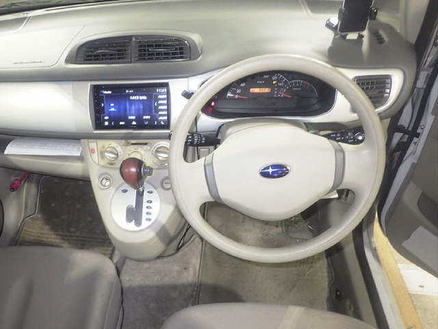 SUBARU R2