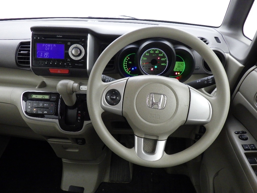 HONDA N-BOX+