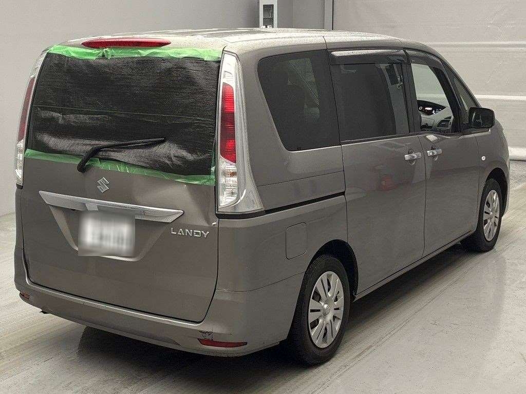 SUZUKI LANDY