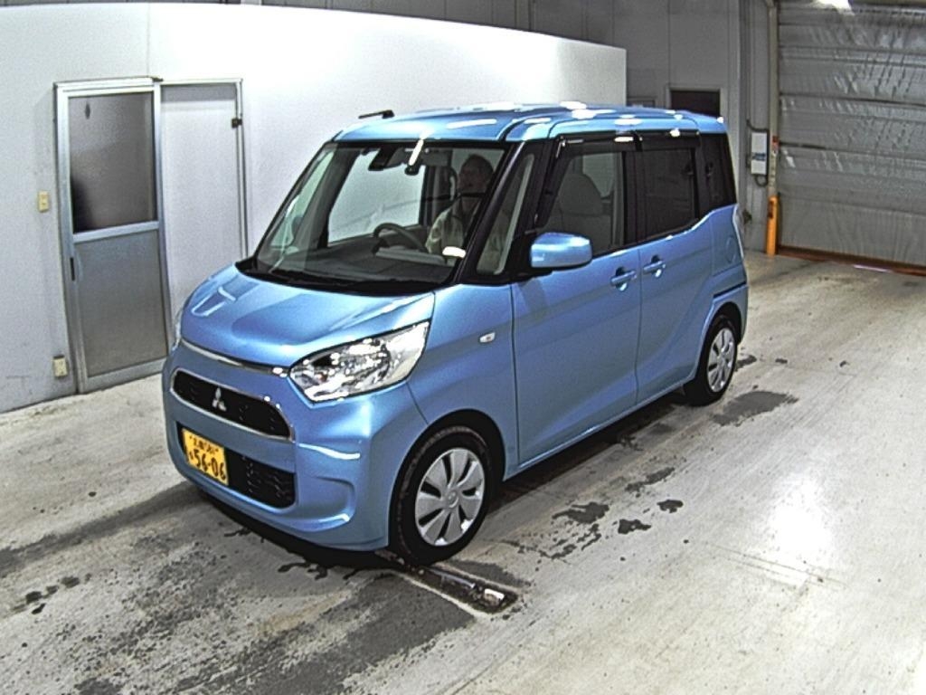 MITSUBISHI EK SPACE