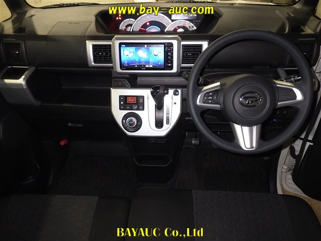 DAIHATSU WAKE