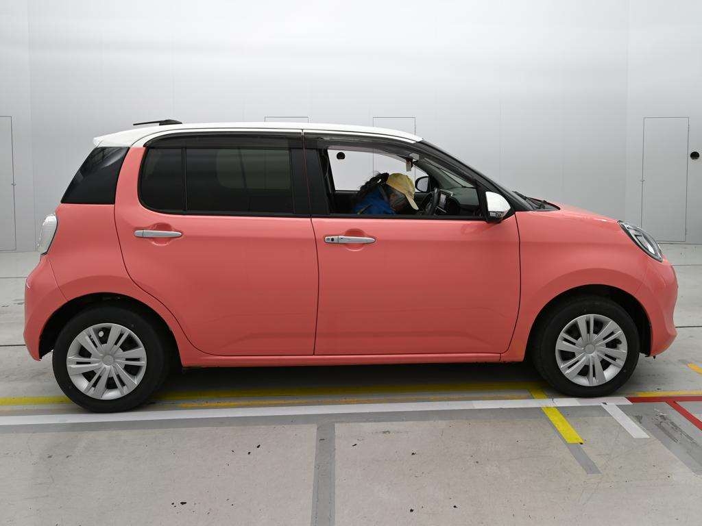 DAIHATSU BOON