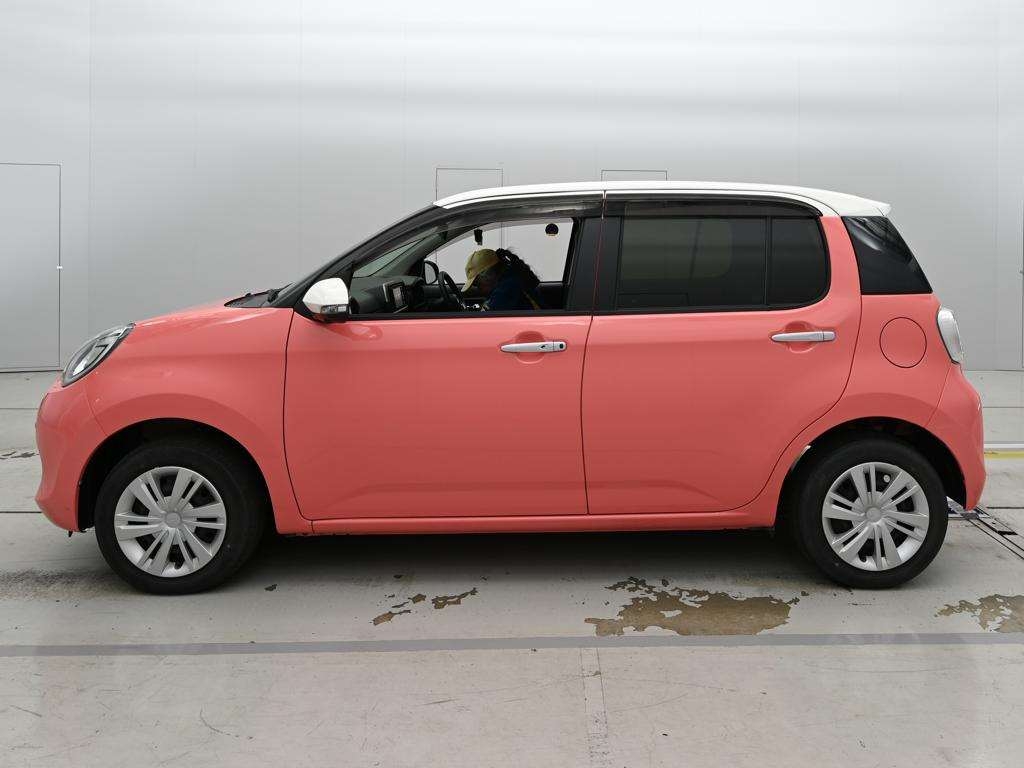 DAIHATSU BOON