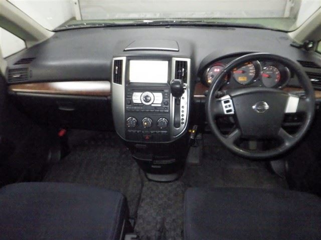 NISSAN PRESAGE