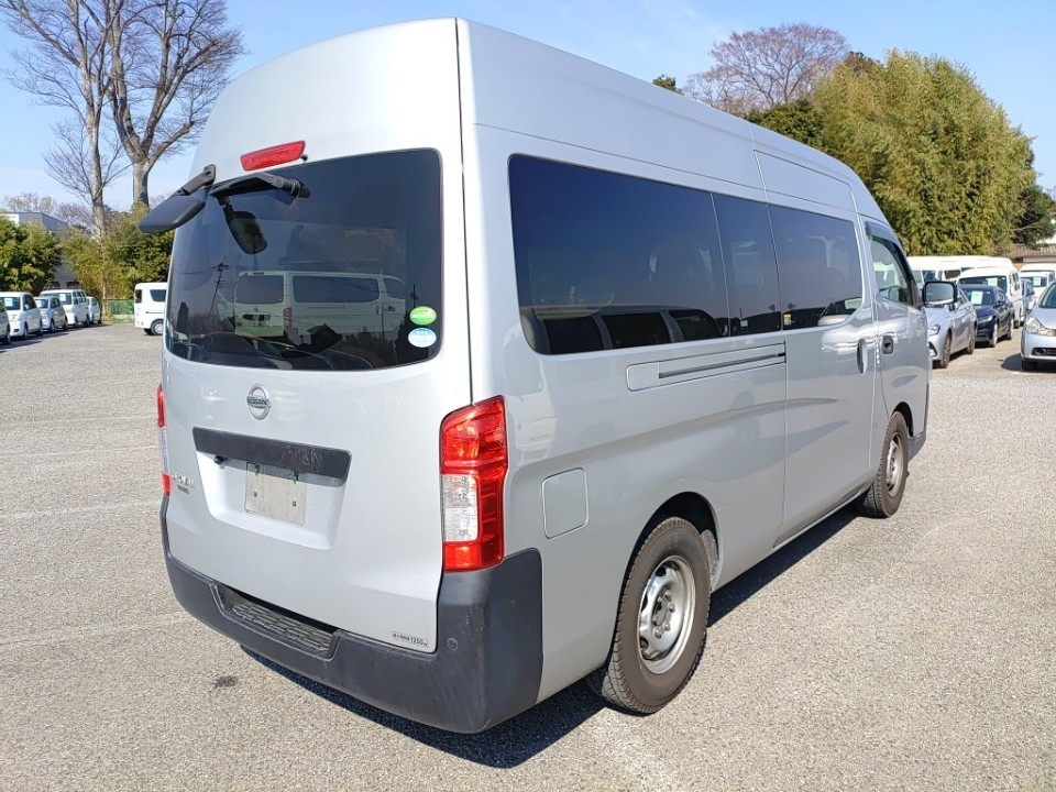 NISSAN NV350 CARAVAN