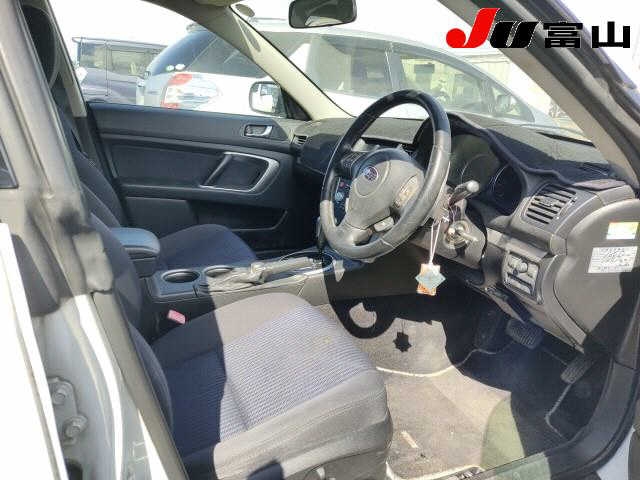 SUBARU LEGACY B4