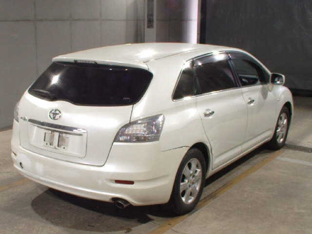 TOYOTA MARK X ZIO