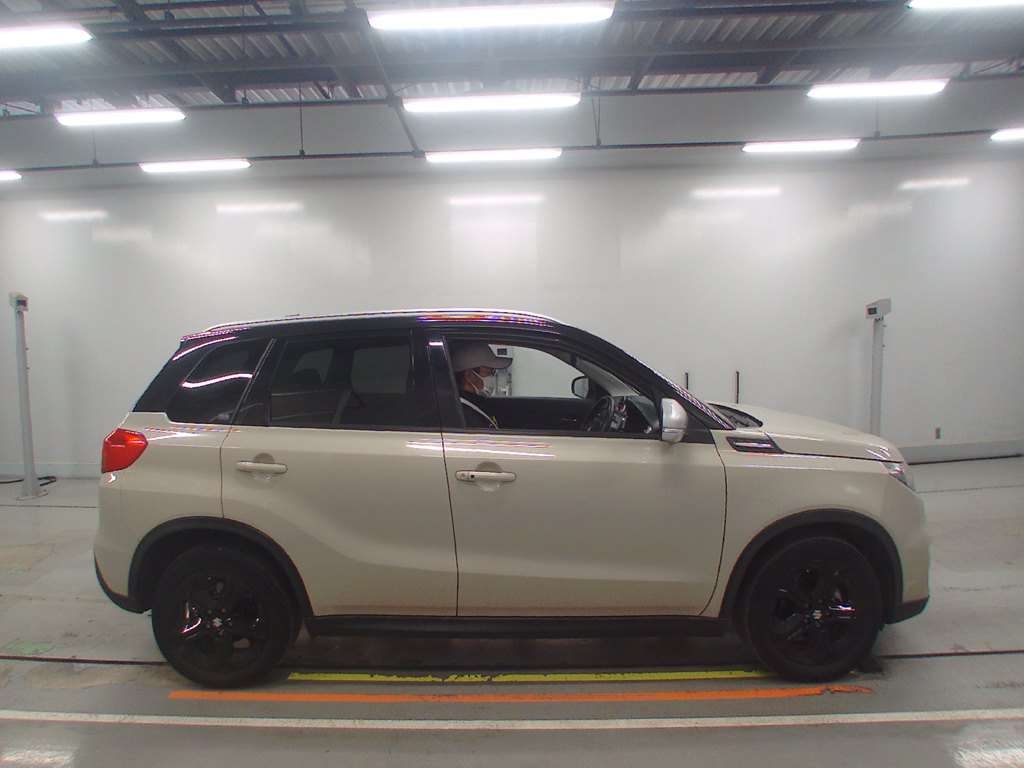 SUZUKI ESCUDO