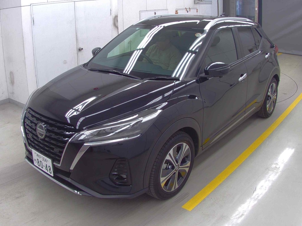 NISSAN KICKS