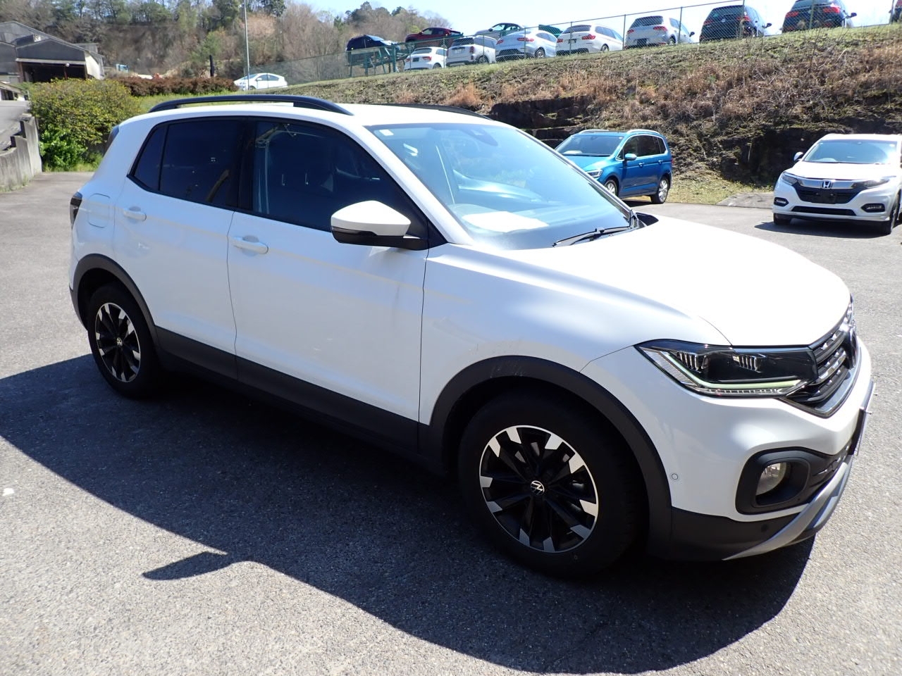 VOLKSWAGEN T-CROSS