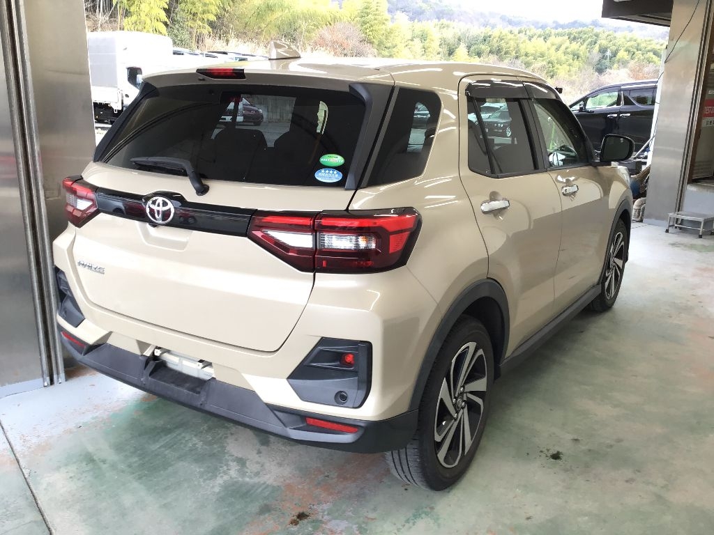 TOYOTA RAIZE