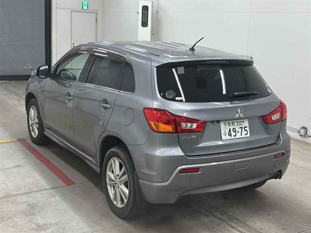 MITSUBISHI RVR