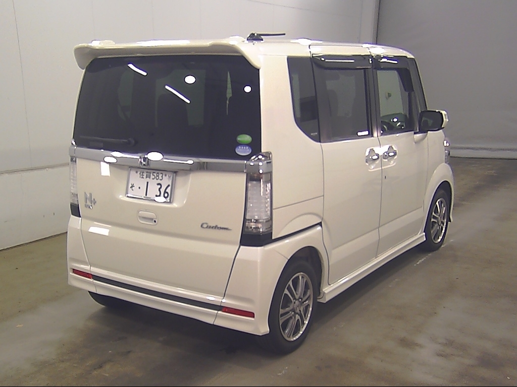 HONDA N-BOX+