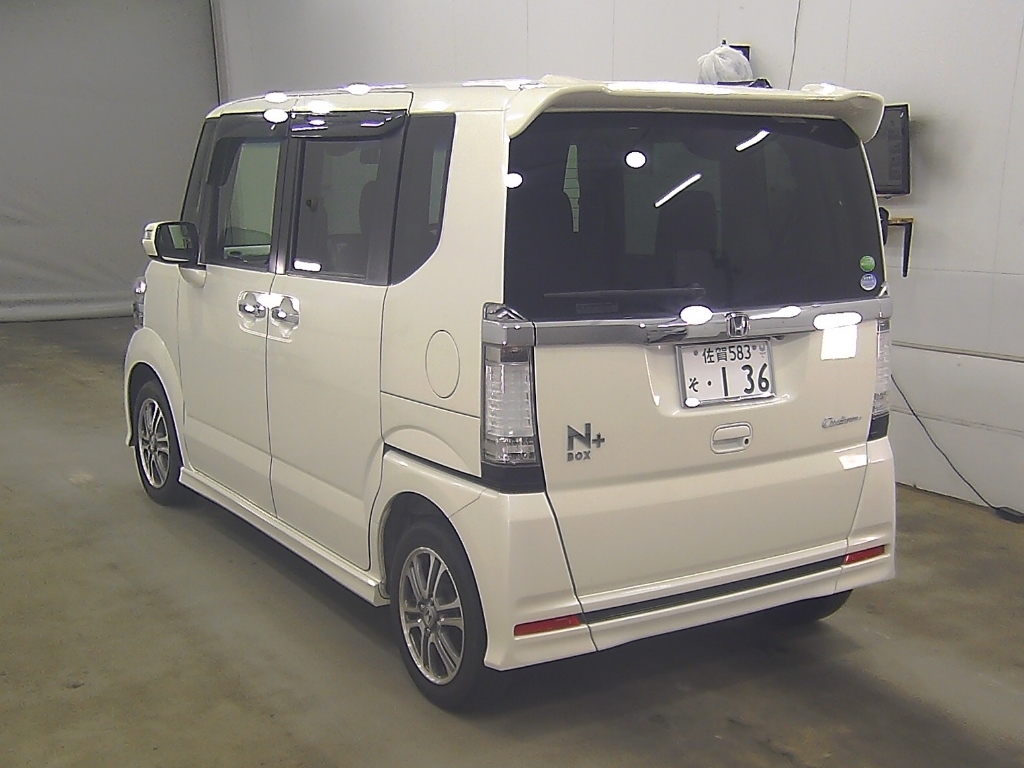 HONDA N-BOX+