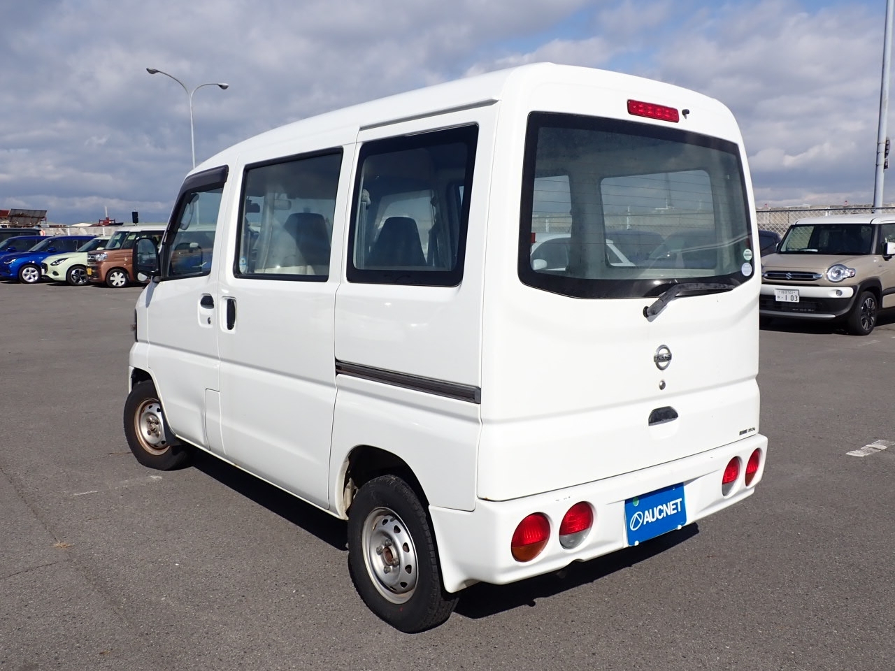 NISSAN CLIPPER