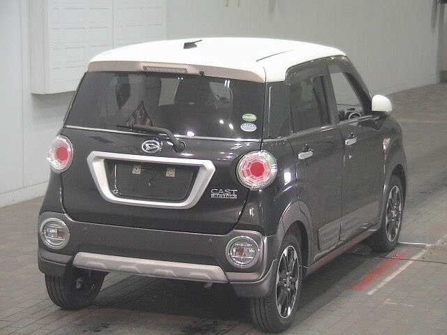 DAIHATSU CAST
