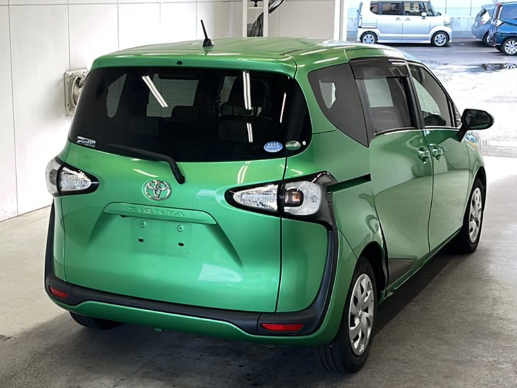 TOYOTA SIENTA