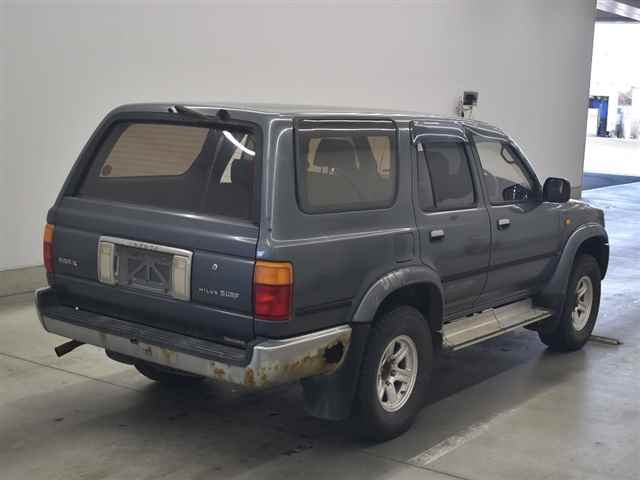 TOYOTA HILUX SURF