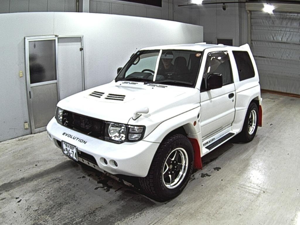 MITSUBISHI PAJERO