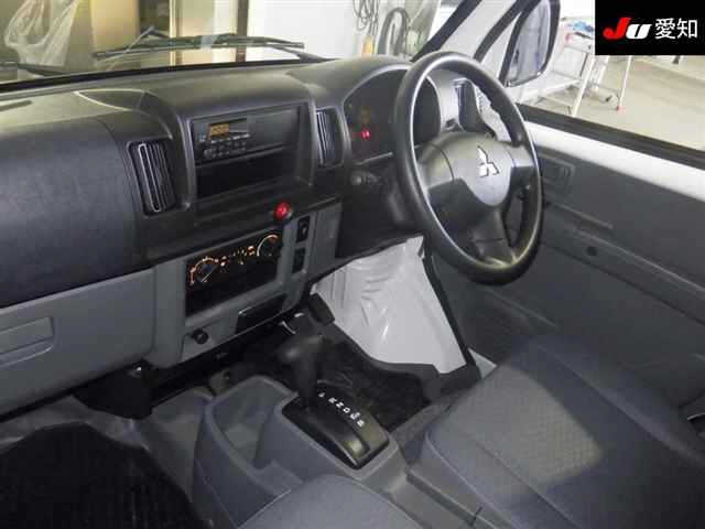 MITSUBISHI MINICAB MIEV