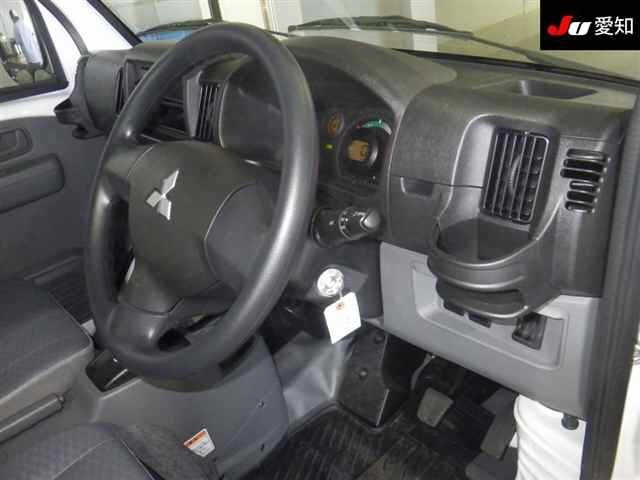 MITSUBISHI MINICAB MIEV