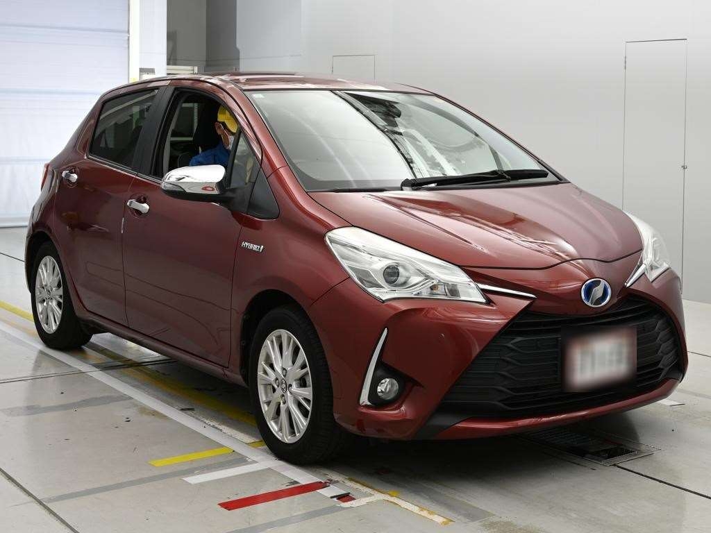 TOYOTA VITZ